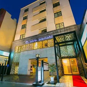 hotel-element-adults-only.hotels-osaka.net/